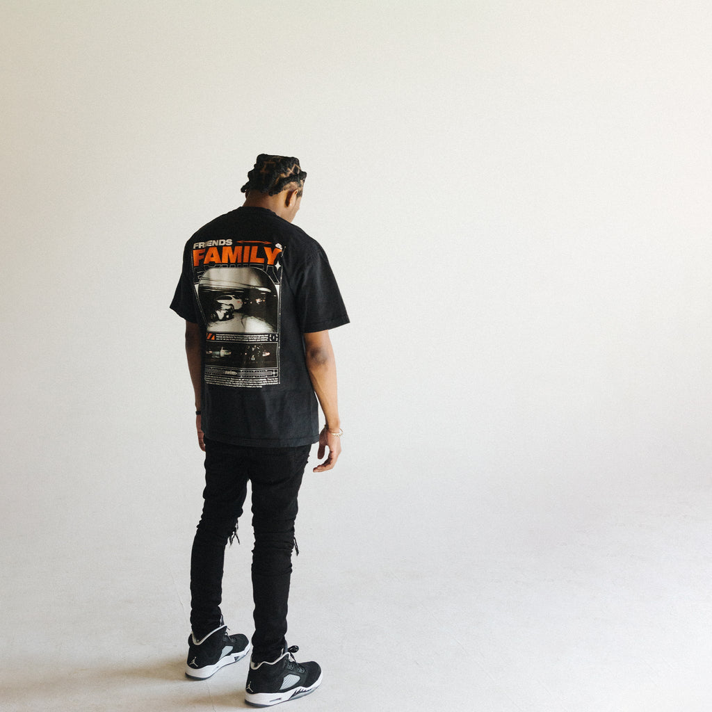 friends & family tee